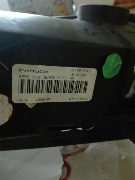 Фара передняя Ford Fiesta хэтчбек 2017 г.  1.6 л бензин Львов