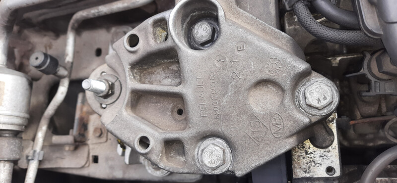 Гидроопора двигателя Renault Kangoo  2002 2.0 Дизель Кременчуг