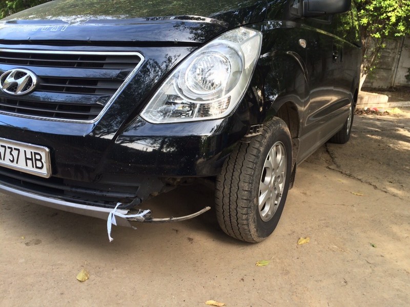 Бампер пер Hyundai H1  2015 універсал 2.5 Дизель 