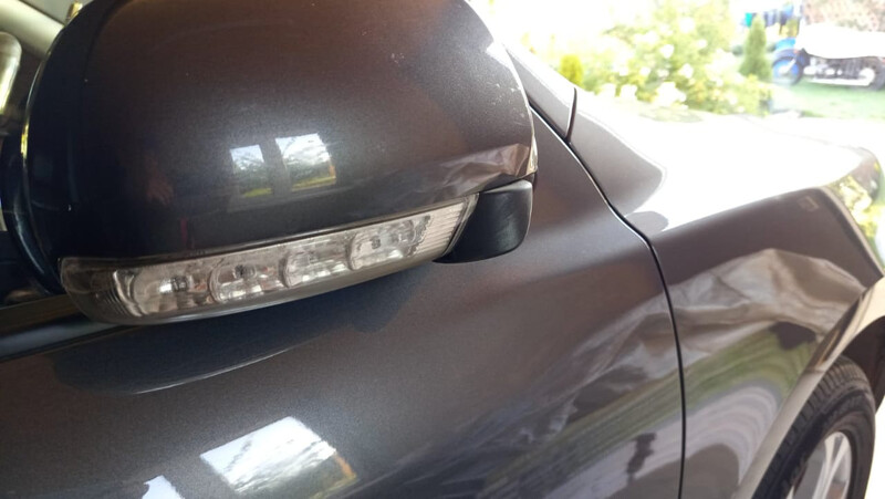 Повторювач поворота в зеркало права сторона Hyundai Santa FE 2  2011  Дизель Ковель