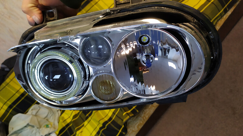 Скло лівої передньої фари Volkswagen Golf 4  2001 хэтчбек 1.9 Дизель Павлоград