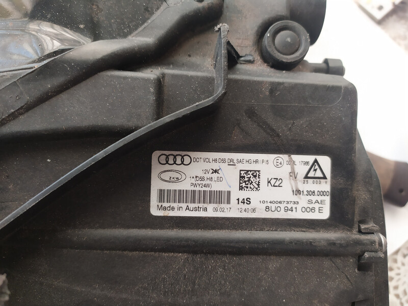 Основная фара правая Audi Q3  2017 2.0 Бензин Одесса