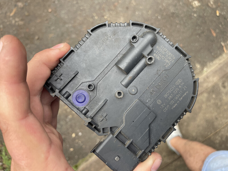 Двірники Peugeot 508  2012 1.6 Бензин 