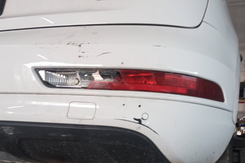 Фонарь задний правый противотуманный Audi Q3  2015 2.0 Бензин Киев