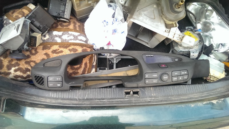 Щиток приборов Mazda Xedos 9  2001 2.5 Бензин Одесса