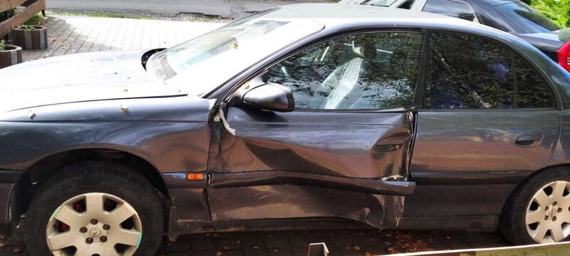 Дверь передняя левая z144 бажано в колір Opel Omega B  1995 2.5 Бензин 