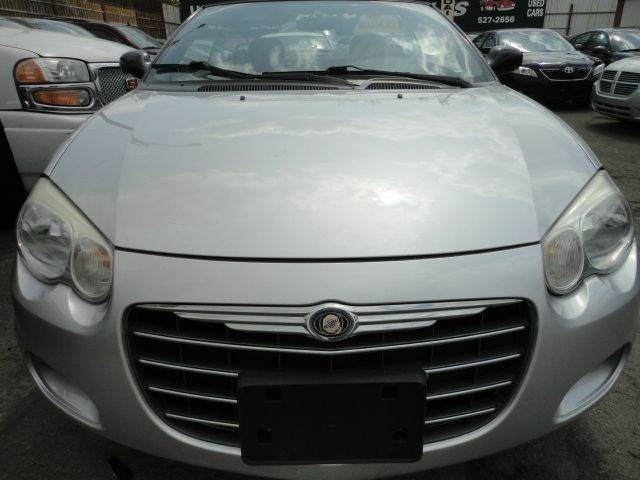 Решетка радиатора Chrysler Sebring  2005 2.7 Бензин Одесса