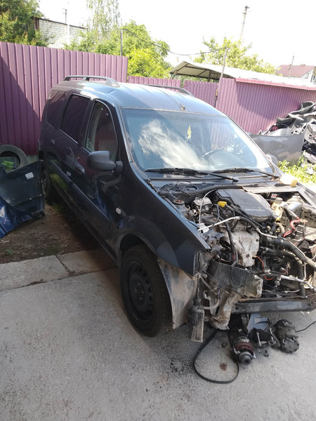 Капот Dacia Logan MCV универсал 2007 г.  1.6 л бензин Чернигов