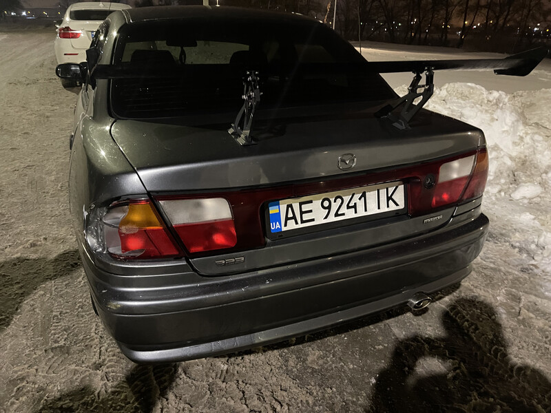 Ліхтар задній Mazda 323  1998 1.5 Бензин 