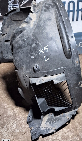 Подкрилок (локер) лівий передній e80 m BMW X5 E70  2012 3.5 Бензин Луцк