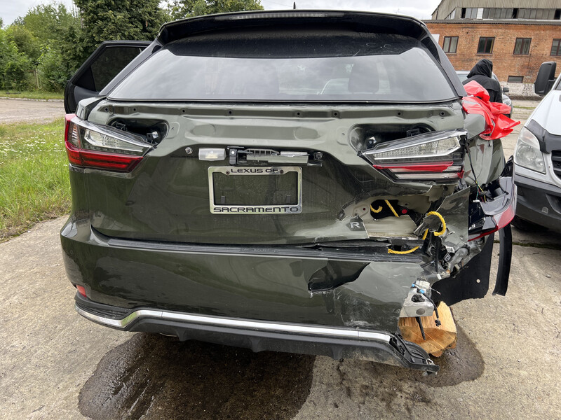 Крышка багажника Lexus RX 2022 г.  3.5 л гибрид Луцк