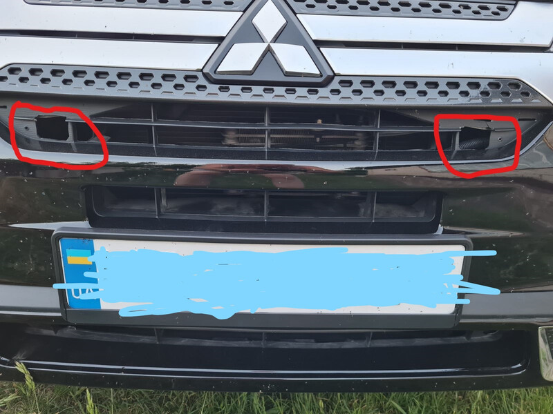 Заглушка переднего бампера Mitsubishi Outlander 3  2018 универсал 2.4 Бензин Киев