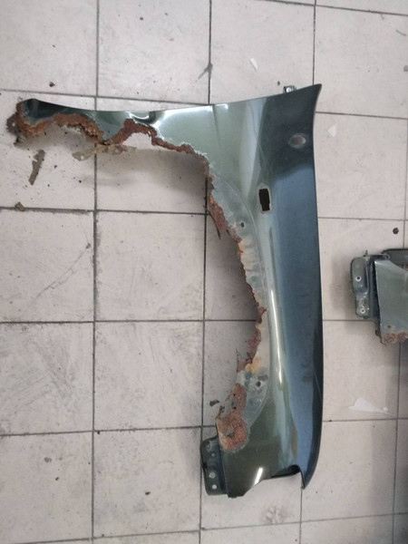 Крылья передние Nissan Pathfinder R50  1999 3.3 Бензин 
