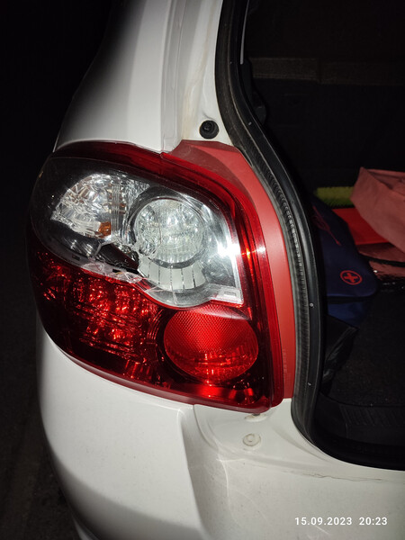 81561-02540 Toyota Auris  2011 