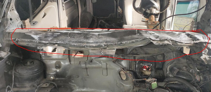 Панель кузова верхняя часть моторного щита Opel Vivaro  2006 2.5 Дизель Черкассы