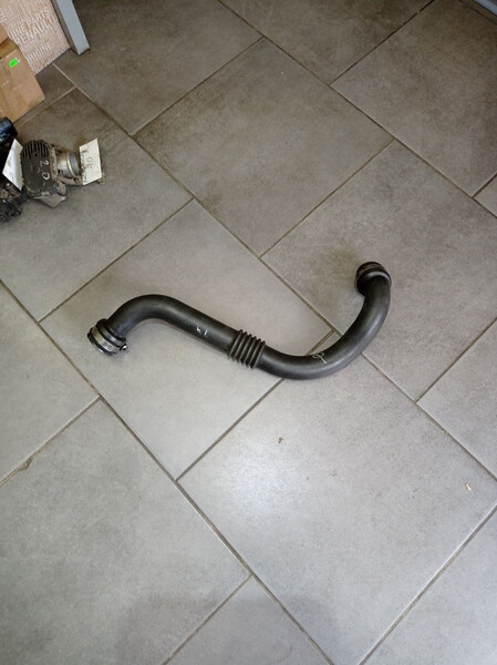 Патрубок турбины Renault Megane 2 универсал 2007 г.  1.9 л дизель Днепр