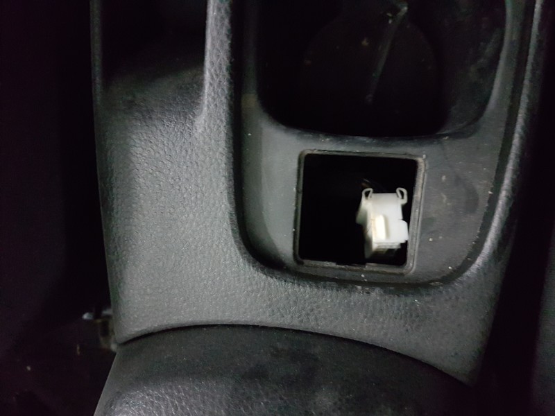 Кнопки подогрева сидений Mitsubishi Lancer 9  2007 1.6 Бензин Николаев