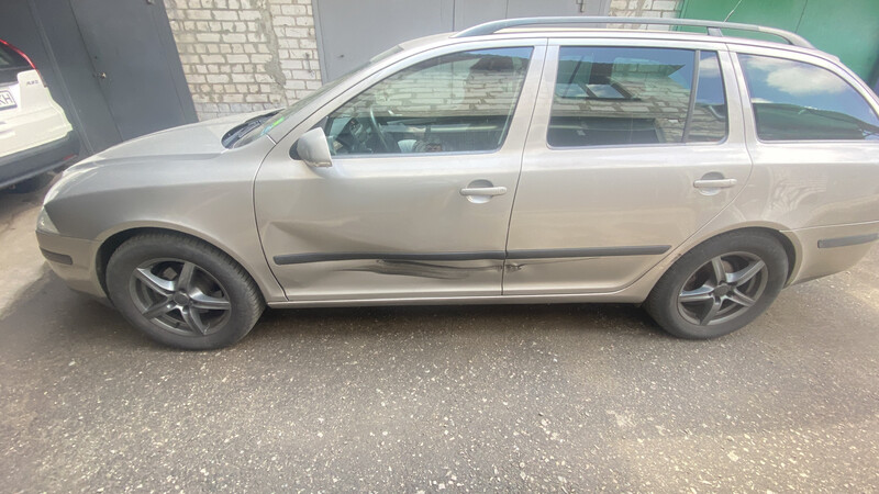 Дверь передняя левая Skoda Octavia A5  2007 1.6 Бензин Харьков