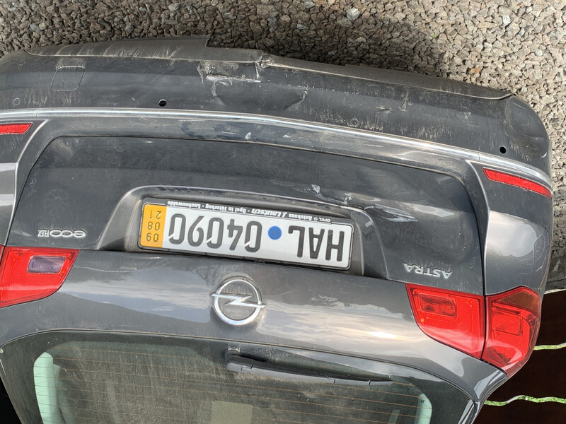 Бампер задний Opel Astra  2015 универсал 2.0 Дизель Коломыя