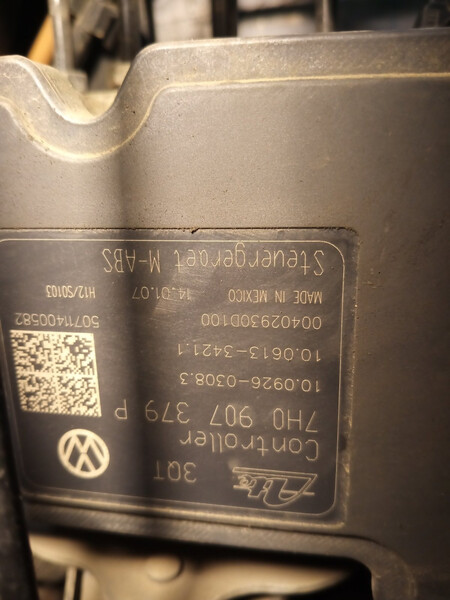 Блок управления ABS Volkswagen T5 (Transporter) 2007 г.  Рава-Русская