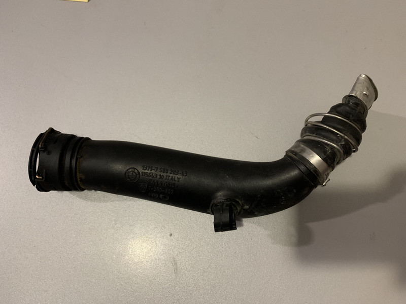 Патрубок турбины BMW X1  2013 2.0 Бензин Луцк