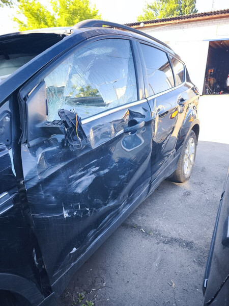 Дверь передняя левая Ford Escape 2017 г.  1.5 л бензин Киев