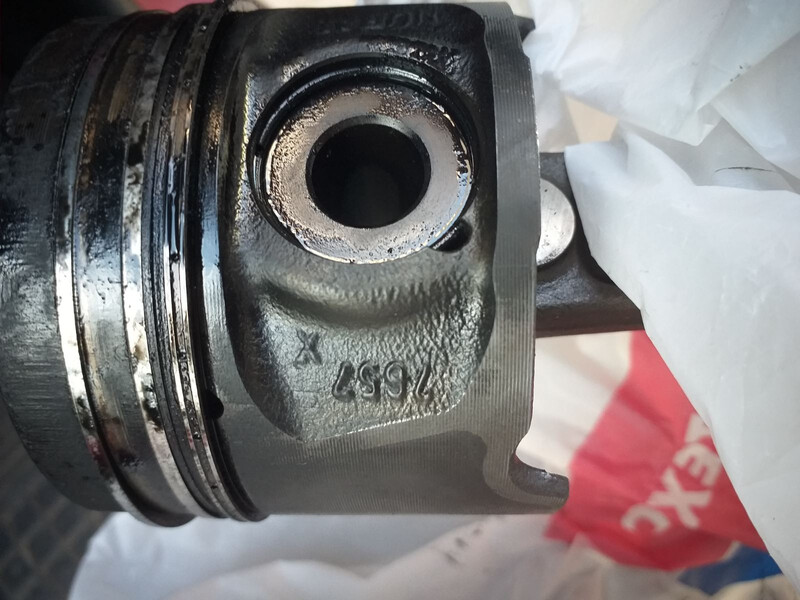 Поршневая группа Renault Megane 2  2005 универсал 1.5 Дизель 