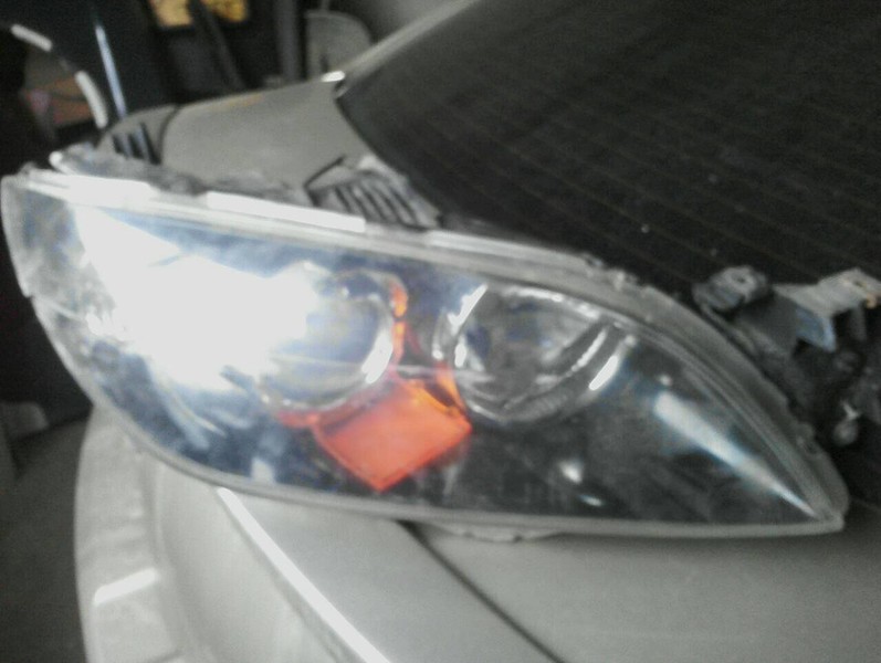 Основная фара правая Mazda 3 BK  2007 хэтчбек 1.6 Бензин Львов