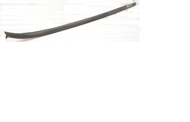 Молдинги лобового скла Toyota Prius 40  2017 хетчбек 1.8 Гибрид 