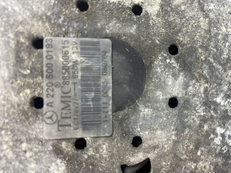 Вентилятор радиатора Mercedes-Benz E-Class  2004 универсал 3.2 Дизель Стрый