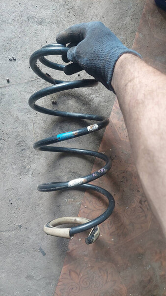 Пружина передняя 13, 5 прут (синий белый белый фиолетовый) Citroen Berlingo b9 2011 1.6 Дизель Одесса