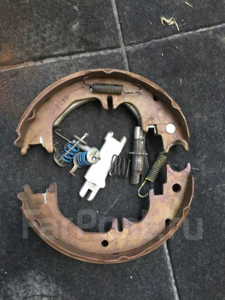 Механизмы стояночного тормоза Toyota Land Cruiser Prado 120  2005 4.0 Бензин Меловое