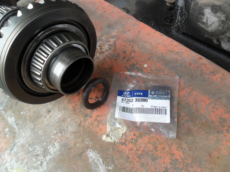 Сальник роздавальної коробки 47352 39300   Hyundai ix55 (Veracruz), Hyundai Tucson