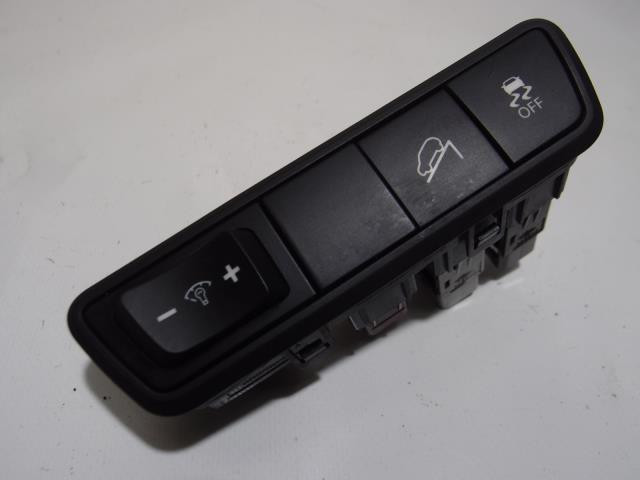 Панель кнопка консоли Hyundai ix35  2011 2.4 Бензин Хмельницкий