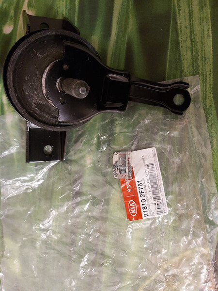 Подушка двигателя 21810-2F751   Kia Cerato