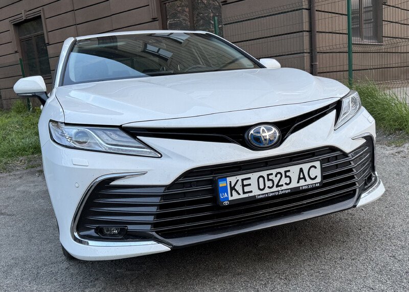 Бампер передний Toyota Camry  2021 2.5 Гибрид Днепр