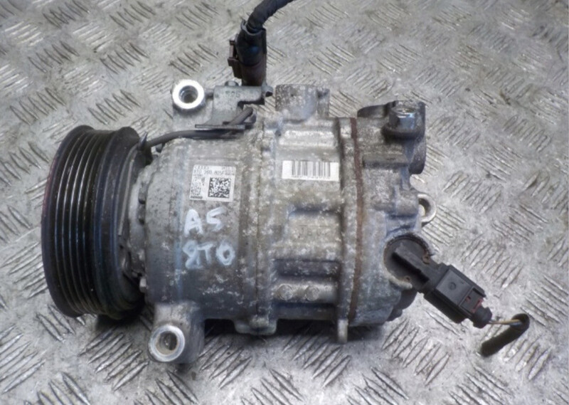 Компрессор кондиционера Audi A4 B8  2012 2.0 Дизель Светловодск