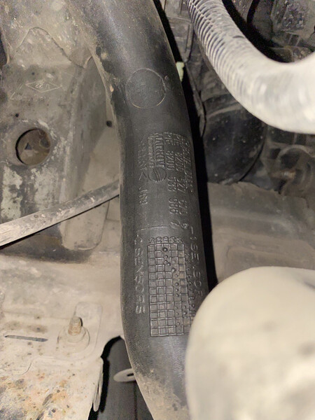 Патрубок турбины 8200527670   Renault Megane, Renault Scenic