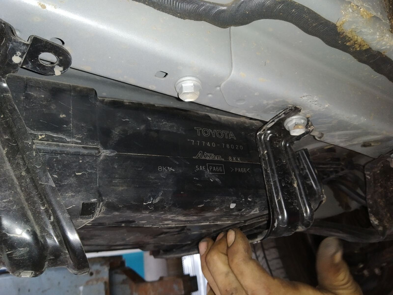 Угольный абсорбер Lexus NX 2018 г.  2.0 л бензин Нетешин