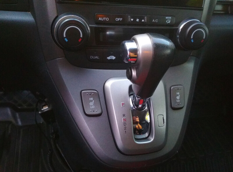 Накладка акпп с кнопками подогрева сидений Honda CR-V 3  2008 2.4 Бензин Черкассы