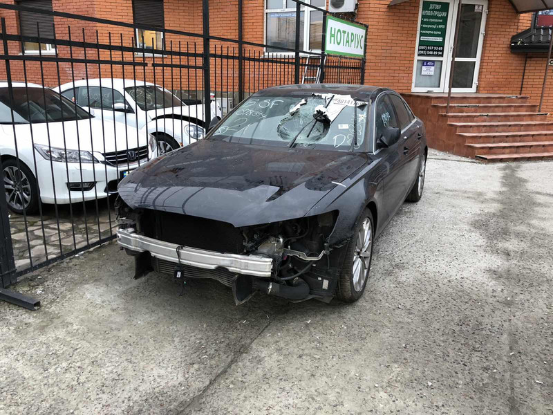 Фары передние Audi A6 C7 2012 г.  2.0 л бензин Киев