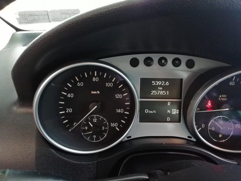 Щиток приборов Mercedes M-Class W164 2006 г.  3.5 л бензин Киев