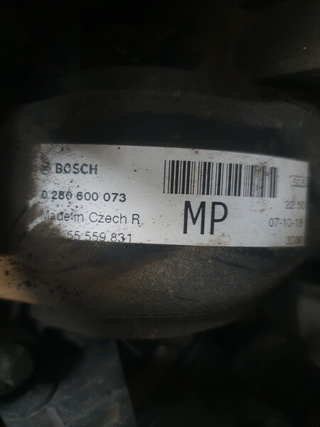 Впускной коллектор Opel Astra 2005 г.  1.4 л бензин