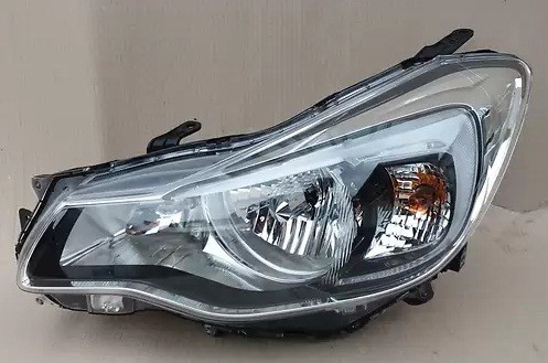 Фара передняя левая Subaru XV  2013 хэтчбек 1.6 Бензин Киев