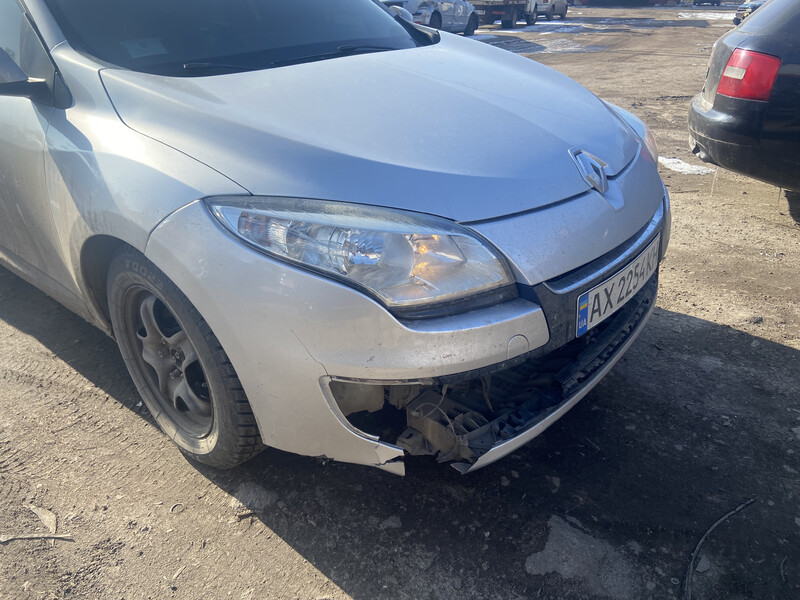 Бампер передний Renault Megane 4 2017 г.  1.5 л дизель