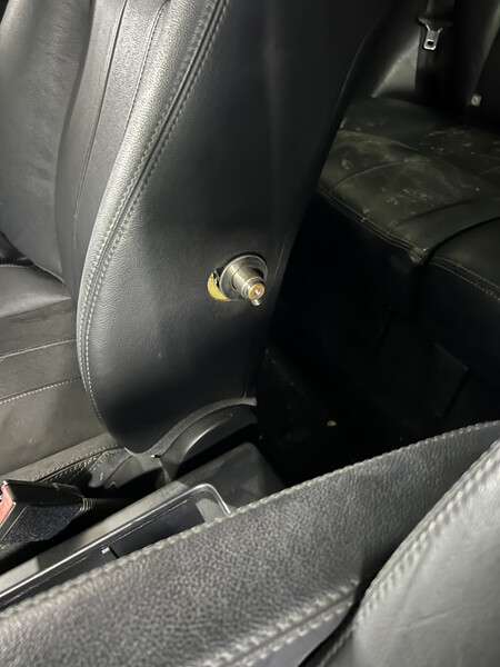 Підлокітник пасажирьский і водія Land Rover Freelander  2010 2.2 Дизель Киев