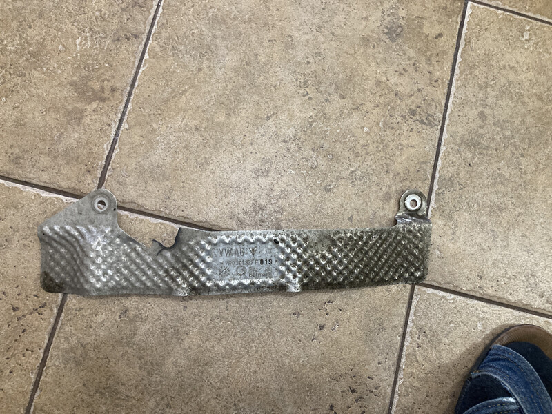 Защита выхлопной трубы Volkswagen Touareg  2013 Запорожье