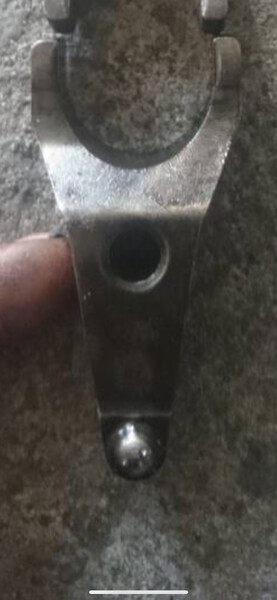 Фиксатор форсунки Toyota Avensis  2007 універсал 2.0 Дизель 