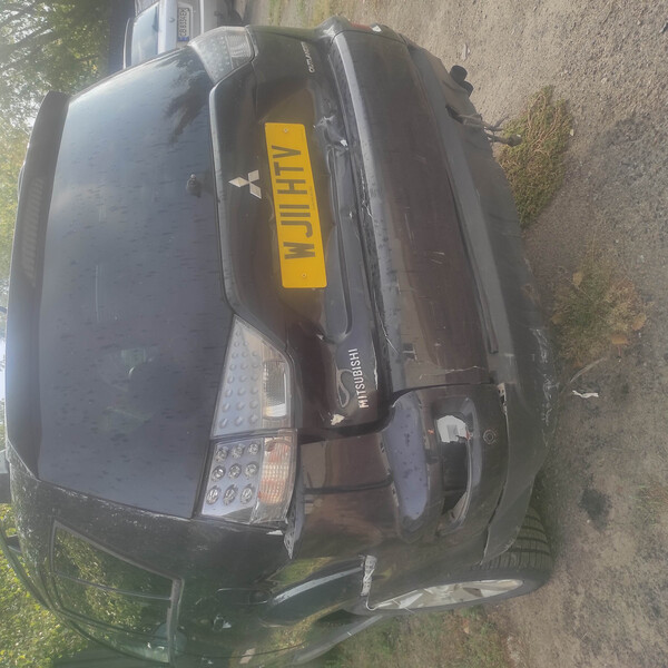Крышка багажника голая Mitsubishi Outlander  2001 2.0 Дизель Чернигов
