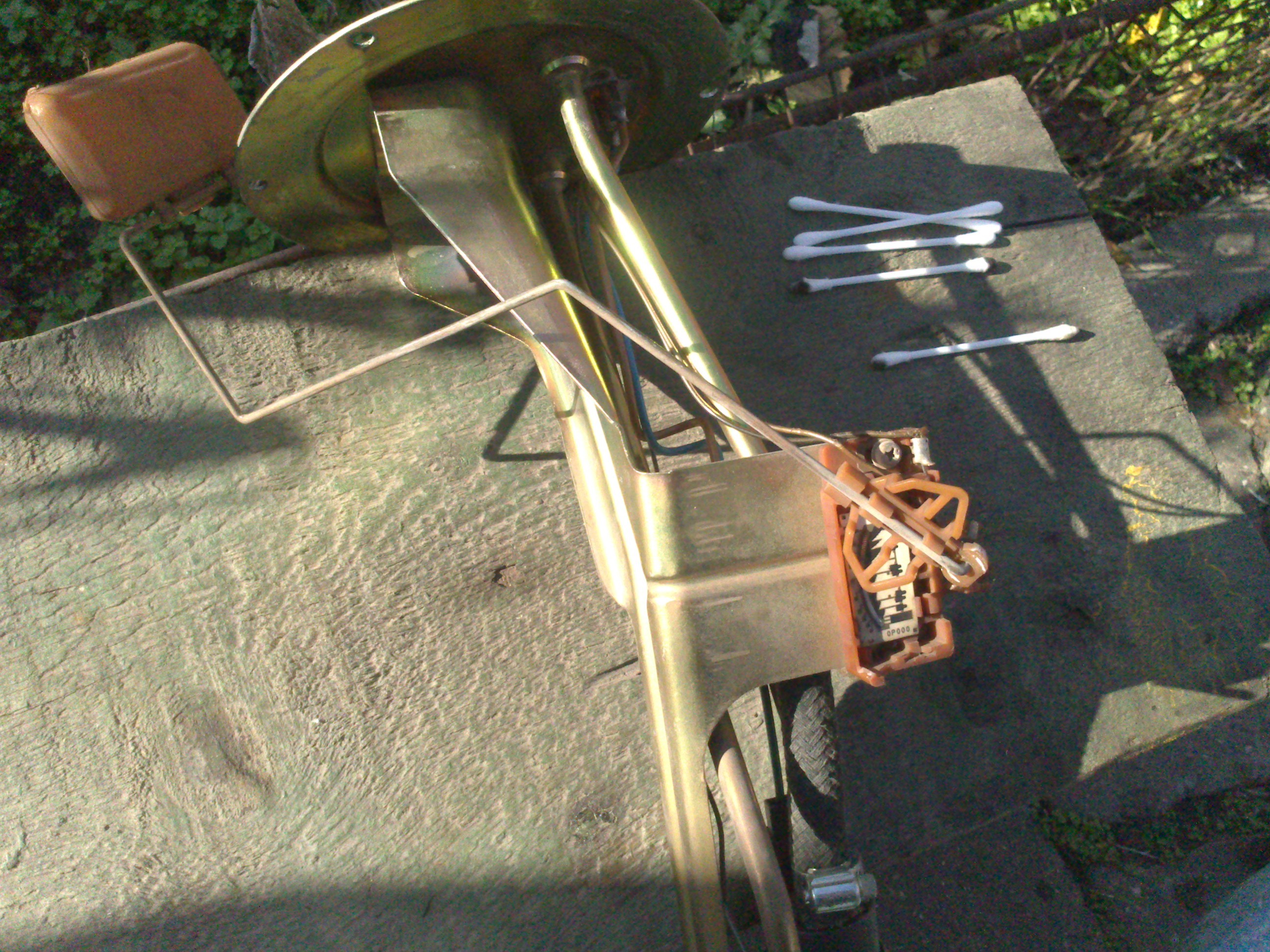 Датчик указателя уровня топлива Nissan Cedric кузов Y-32 1993 3.0 Бензин Одесса